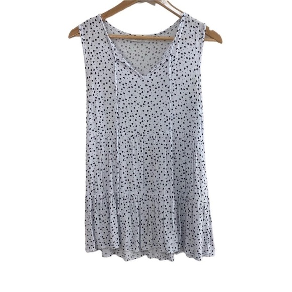 Rachel Zoe Tops - Rachel Zoe white and black heart sleeveless ruffle hem top Size S